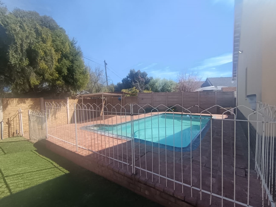 3 Bedroom Property for Sale in Carters Glen Northern Cape